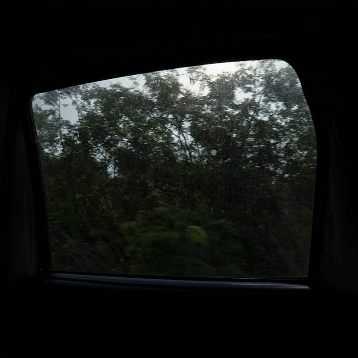 Bernal presenta «Vida y milagros», junto a Las Yhadys