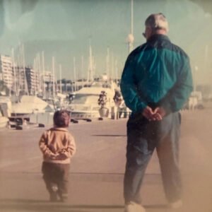 Alex Tyché lanza su nuevo single "y es por eso"