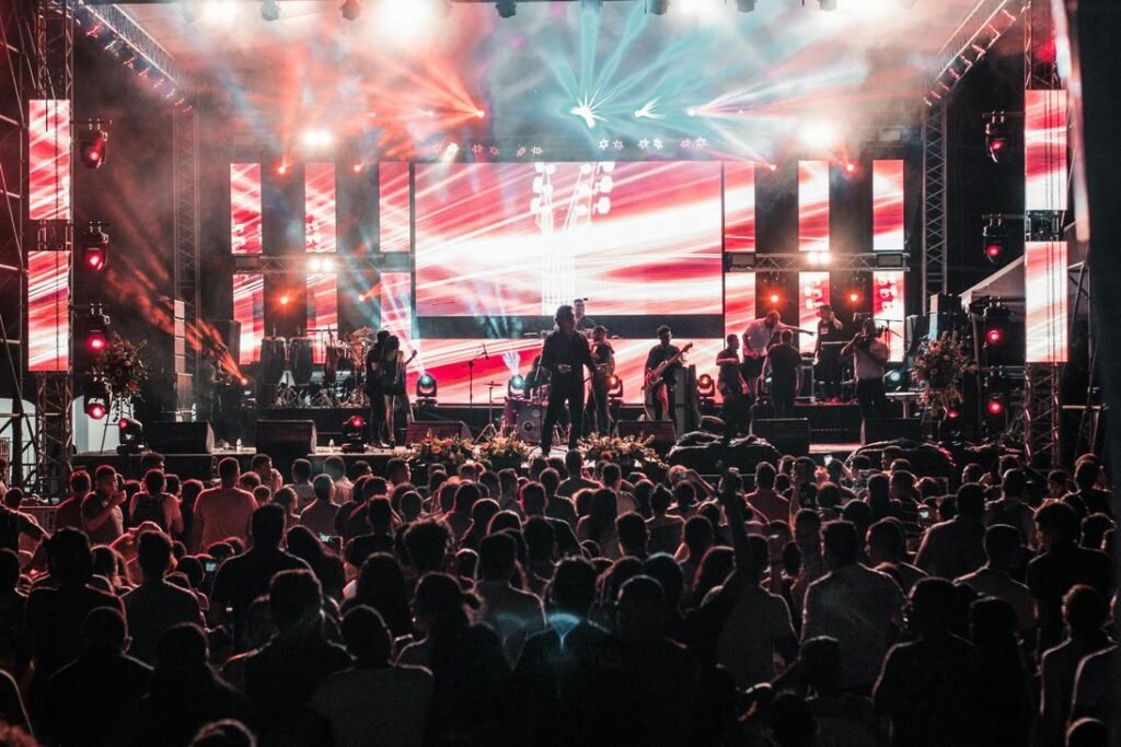 Guadalupe Plata inaugura el ciclo dominical matinal en Escenario con su rock alternativo enérgico. Conciertos familiares gratuitos para menores de 14,