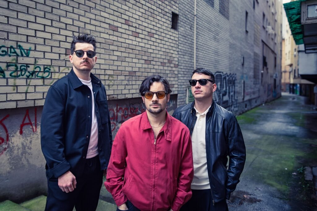 Casino Montreal publica La verdad, un single de rock alternativo con guitarras expansivas, tensión emocional y melancolía cotidiana.